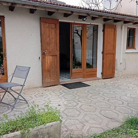 Avec Jardin Privatif * Saint-Marcellin (Isere)